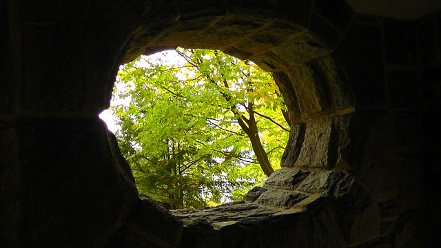 jeskynní vchod